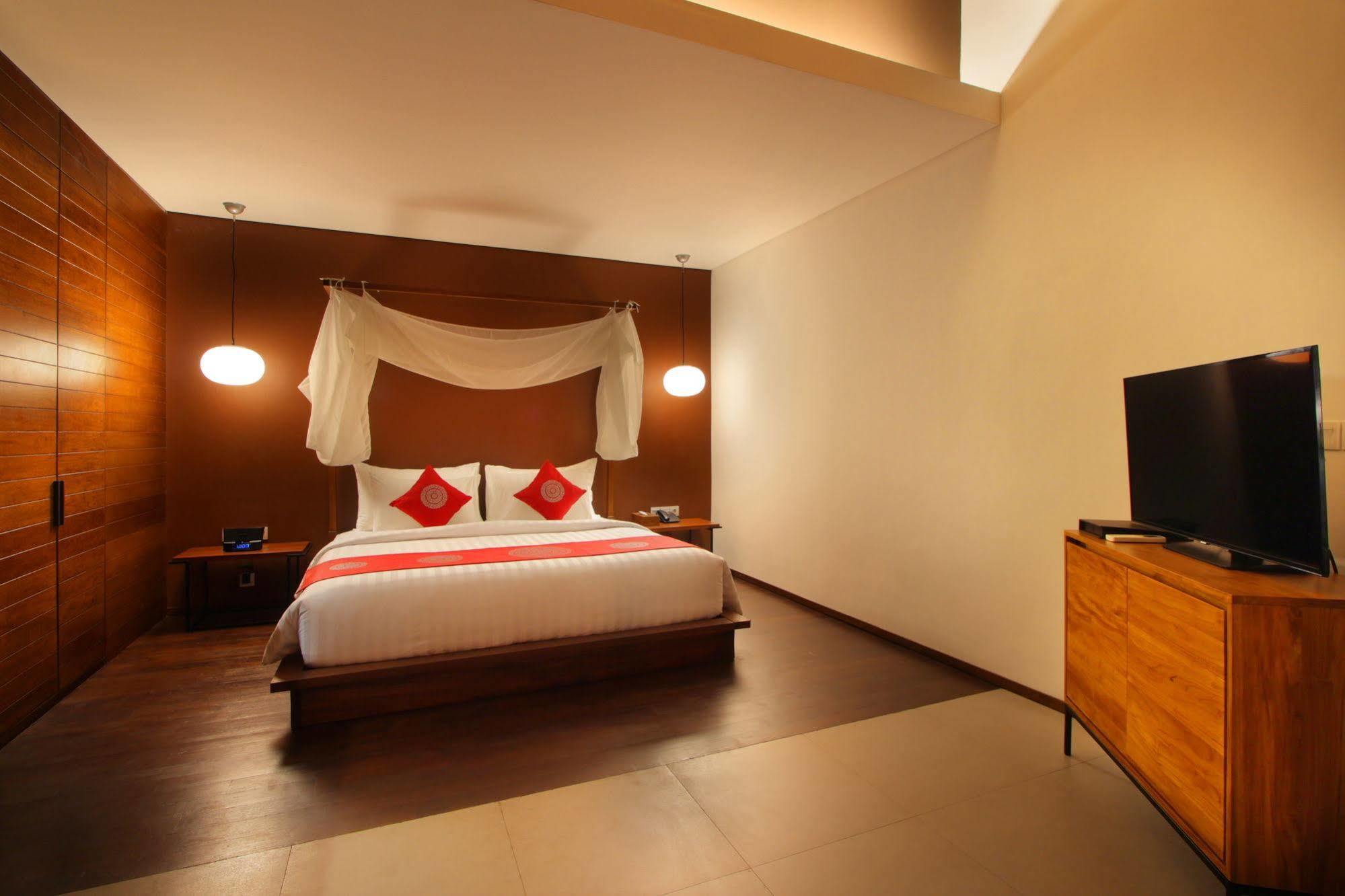 เอเบีย วิลลา Hotel กูตา ภายนอก รูปภาพ